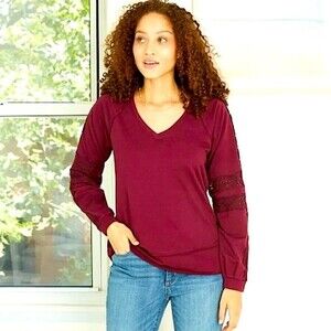 NWT Knox Rose Antique Berry Red Lace Detail Sweatshirt Size Small